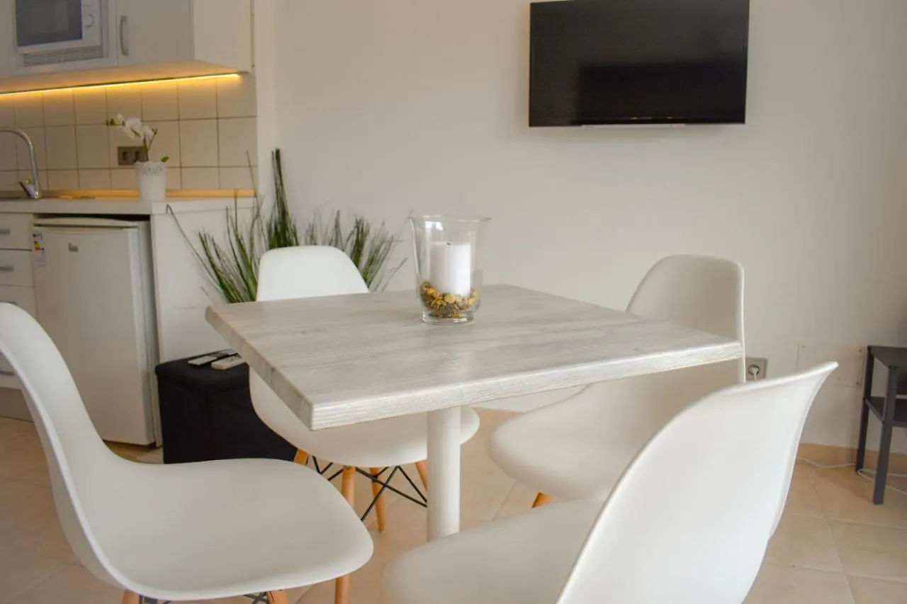 Nice Studio In Siesta 2 In Puerto Alcudia 6 Apartment