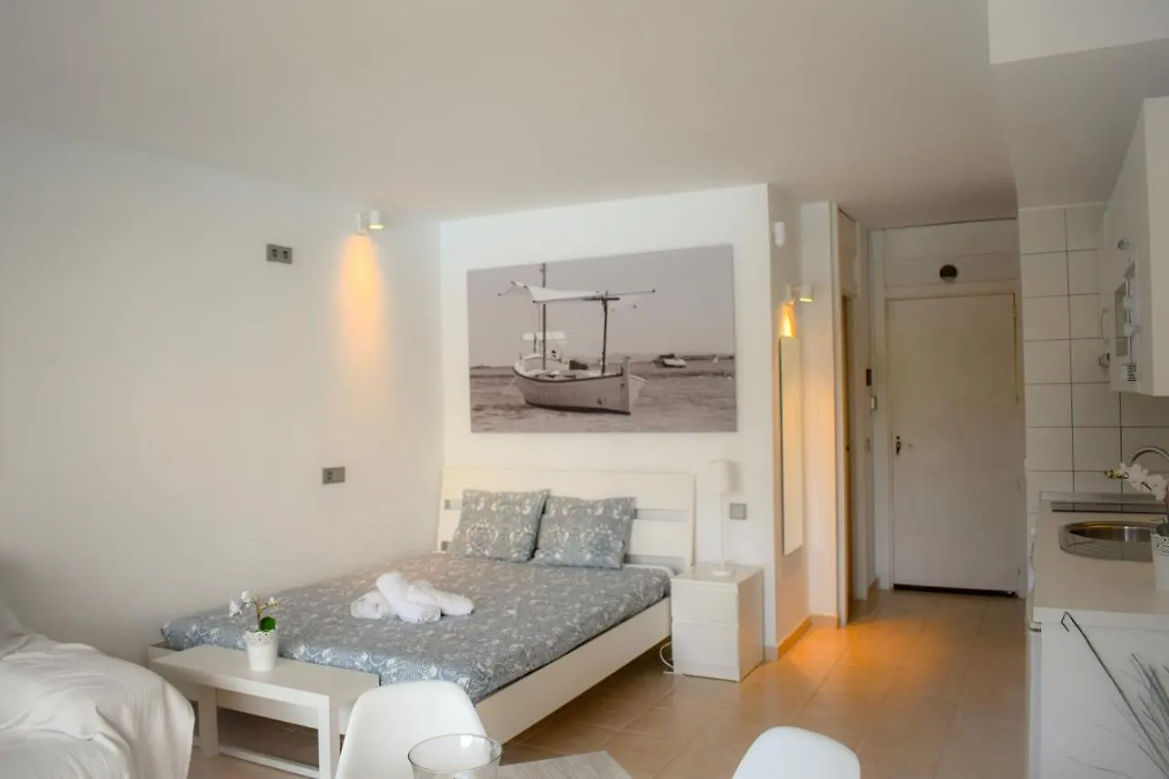 Nice Studio In Siesta 2 In Puerto Alcudia 6 Apartment Spain